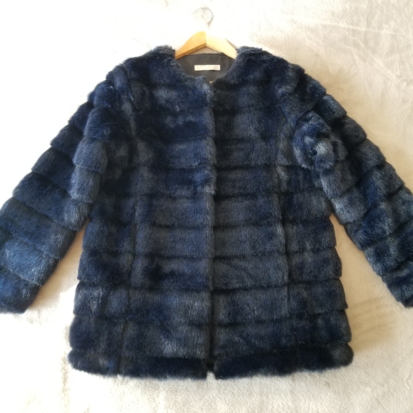 TWIK Simons Midnight Blue Ribbed Faux Fur Long Sleeve Coat Size OS - Picture 2 of 13